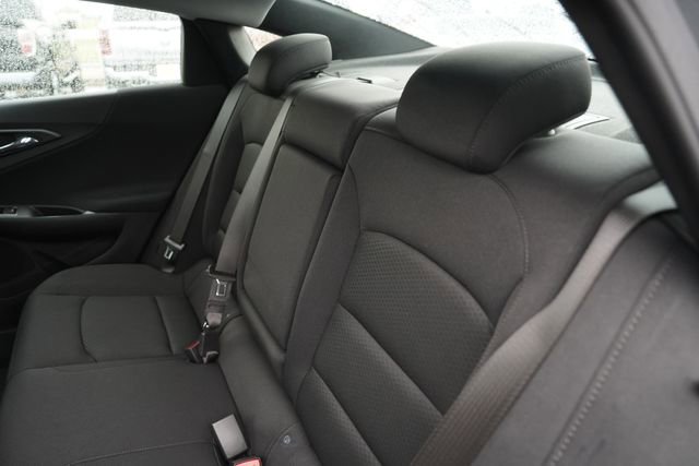 Used 2025 Chevrolet Malibu LT FWD image 13