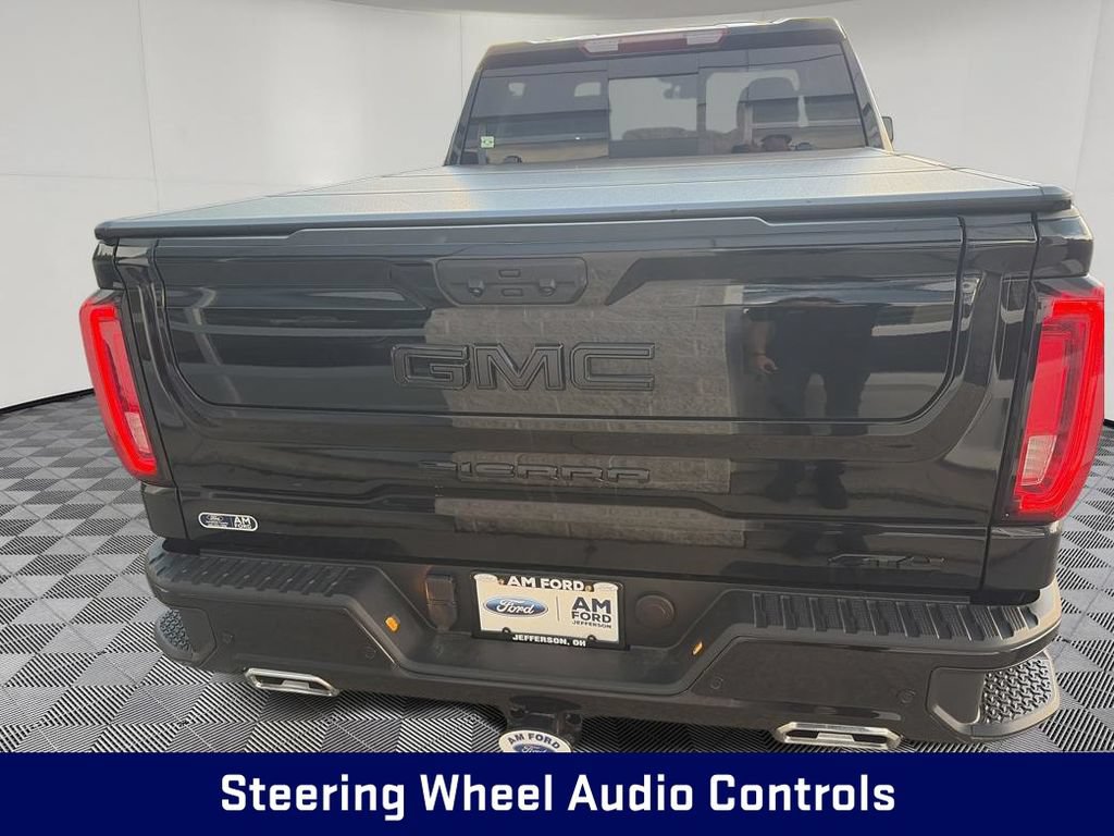 Used 2024 GMC Sierra 1500 AT4 w/ AT4 Preferred Package AWD/4WD image 9