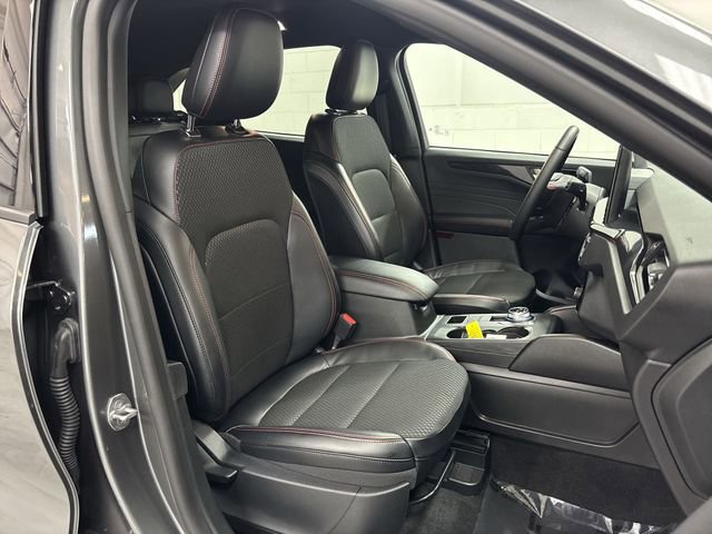 Certified 2025 Ford Escape ST-Line w/ Tech Pack #1 image 25
