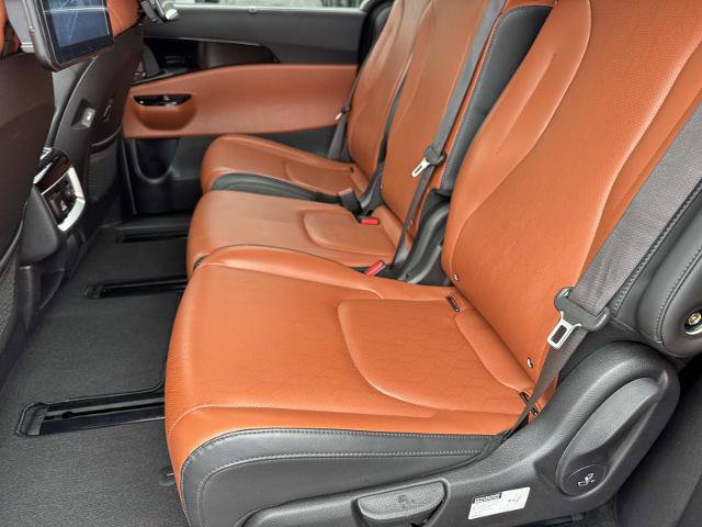 Used 2022 Kia Carnival SX FWD image 18