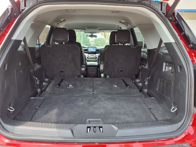 Certified 2024 Ford Explorer XLT w/ Equipment Group 202A AWD/4WD image 21