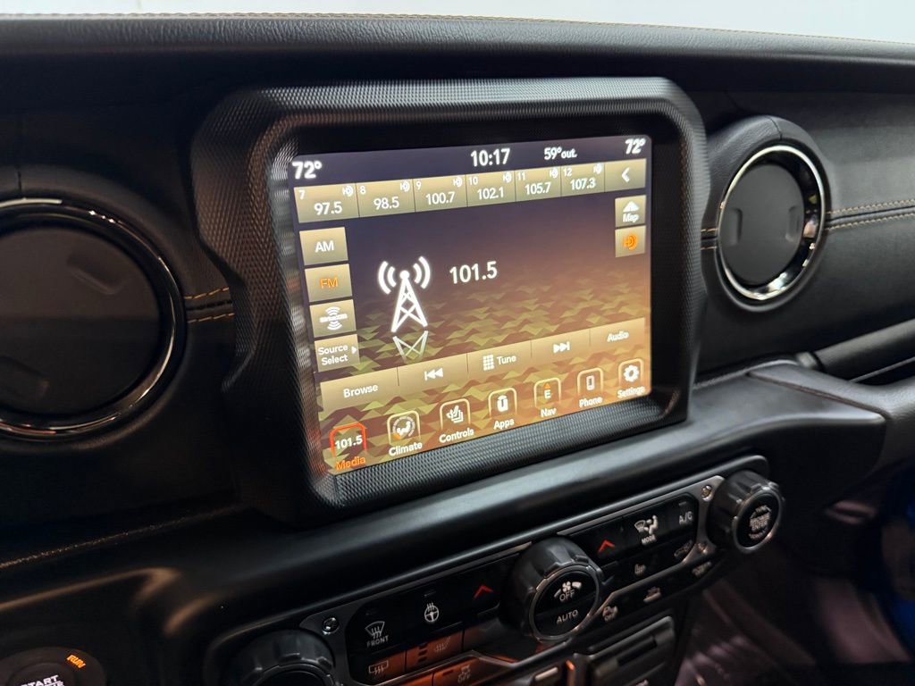 Used 2022 Jeep Wrangler Unlimited Sahara image 27