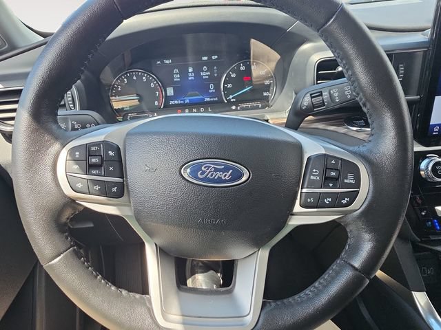 Certified 2023 Ford Explorer Limited w/ Limited Technology Package AWD/4WD image 13