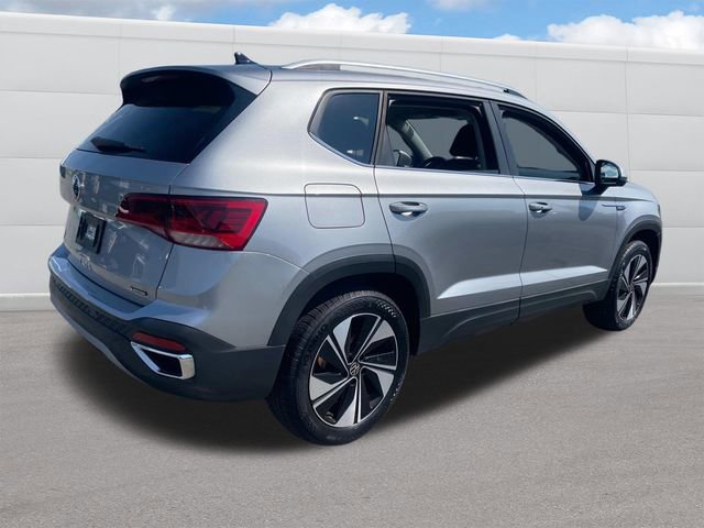 Used 2024 Volkswagen Taos SE image 9