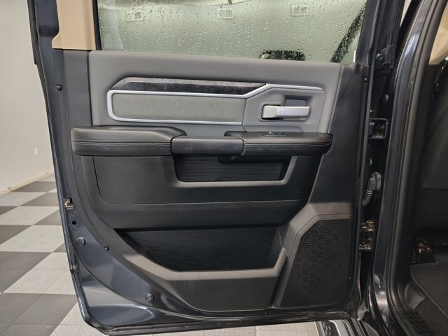Used 2020 RAM 2500 Big Horn AWD/4WD image 11