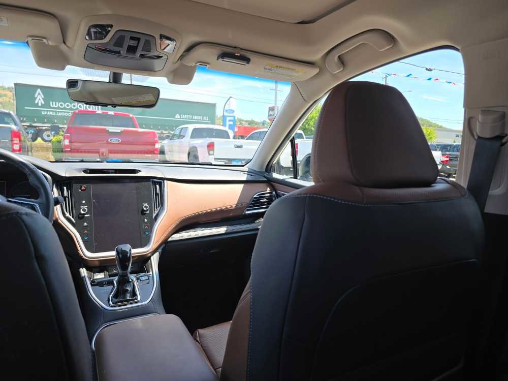 Used 2020 Subaru Outback Touring AWD/4WD image 14