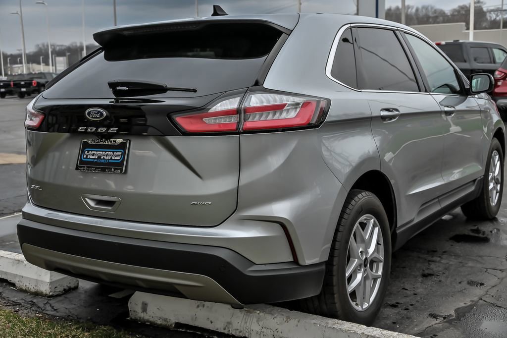 Certified 2024 Ford Edge SEL image 6