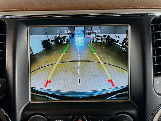 Used 2017 Jeep Grand Cherokee Summit image 25