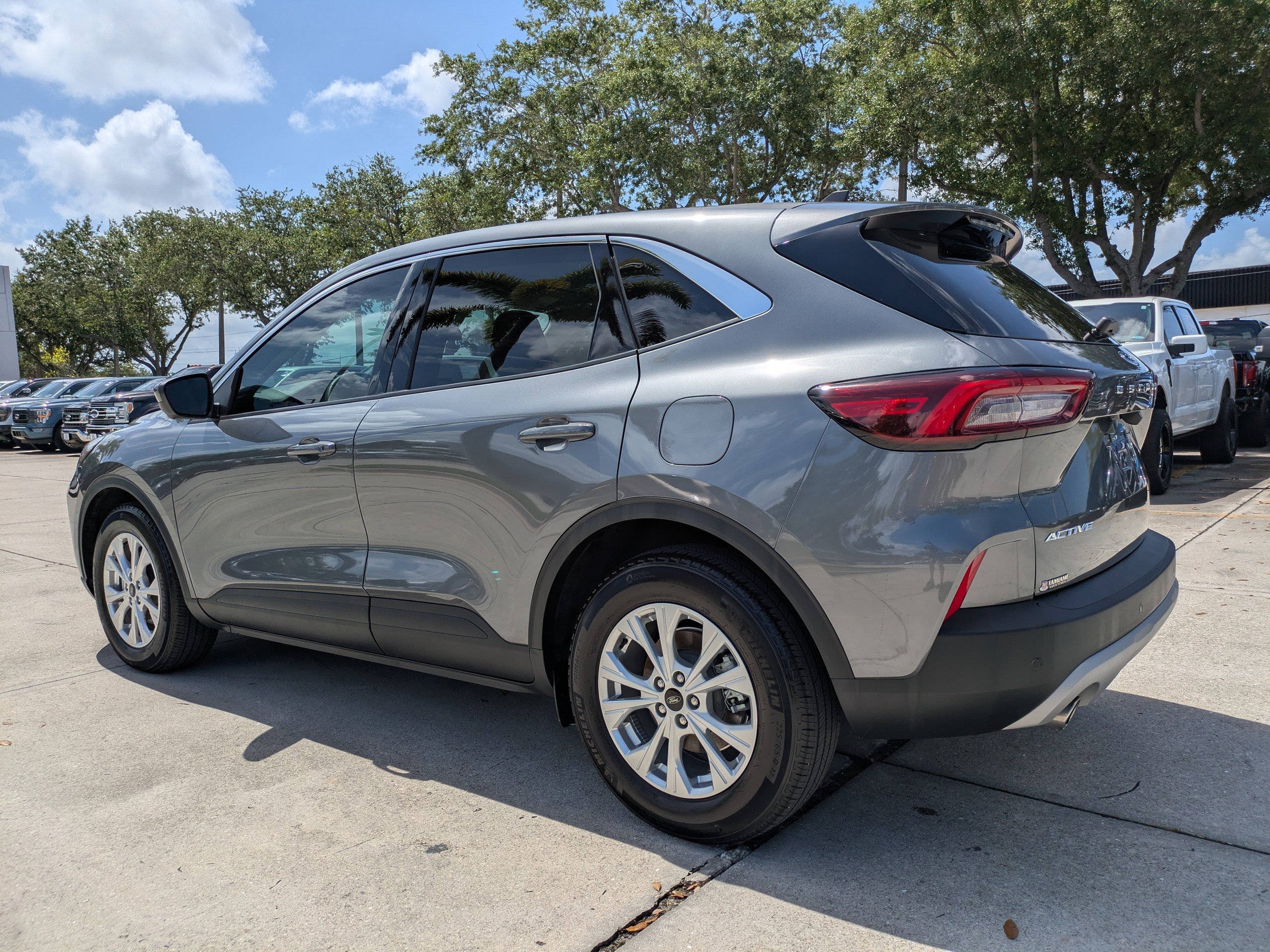 Certified 2023 Ford Escape Active w/ Tech Pack #2 FWD image 6