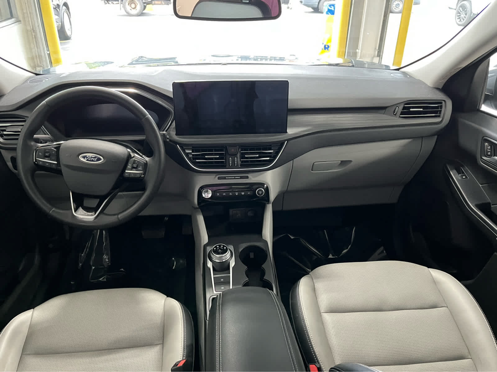 Certified 2023 Ford Escape Platinum AWD/4WD image 12