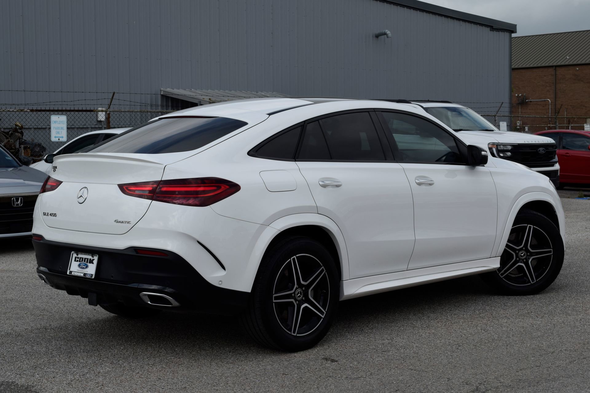 Used 2025 Mercedes-Benz GLE 450 4MATIC Coupe image 6