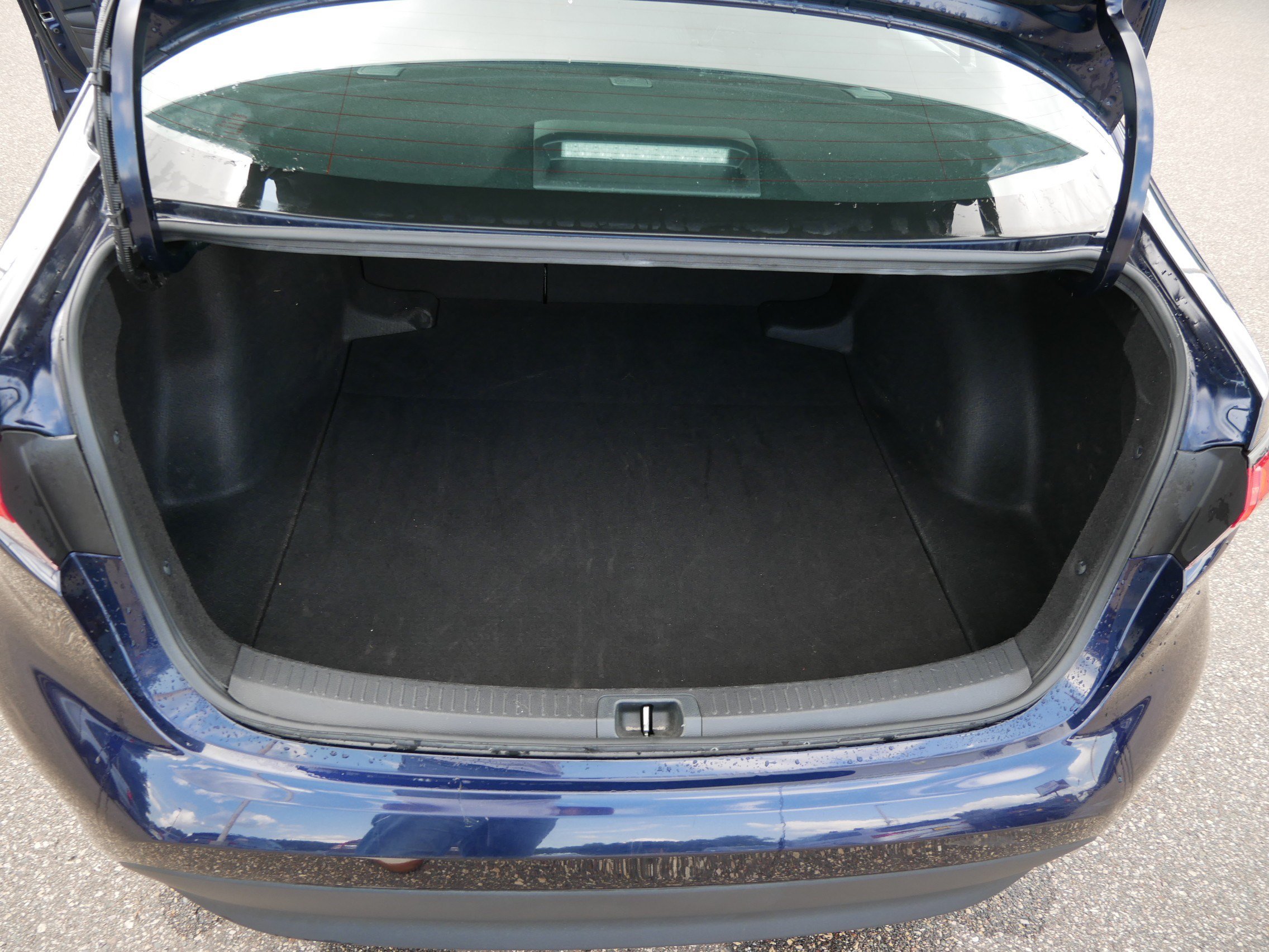 Used 2024 Toyota Corolla LE FWD image 18