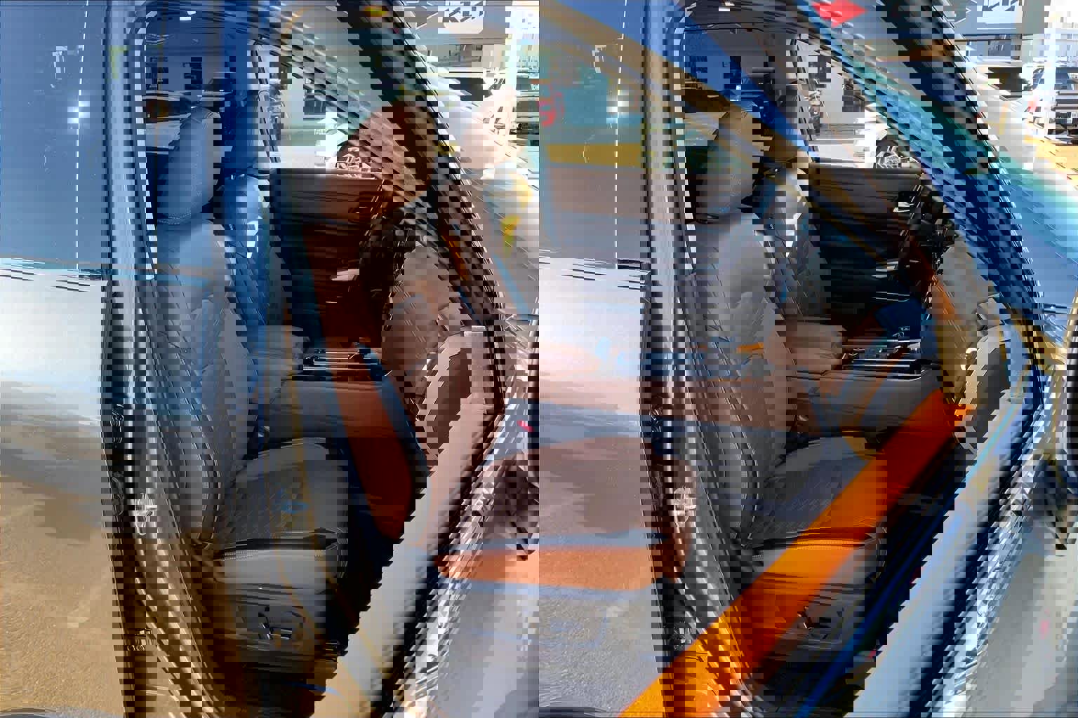 Used 2022 Nissan Pathfinder Platinum w/ Cargo Package image 10