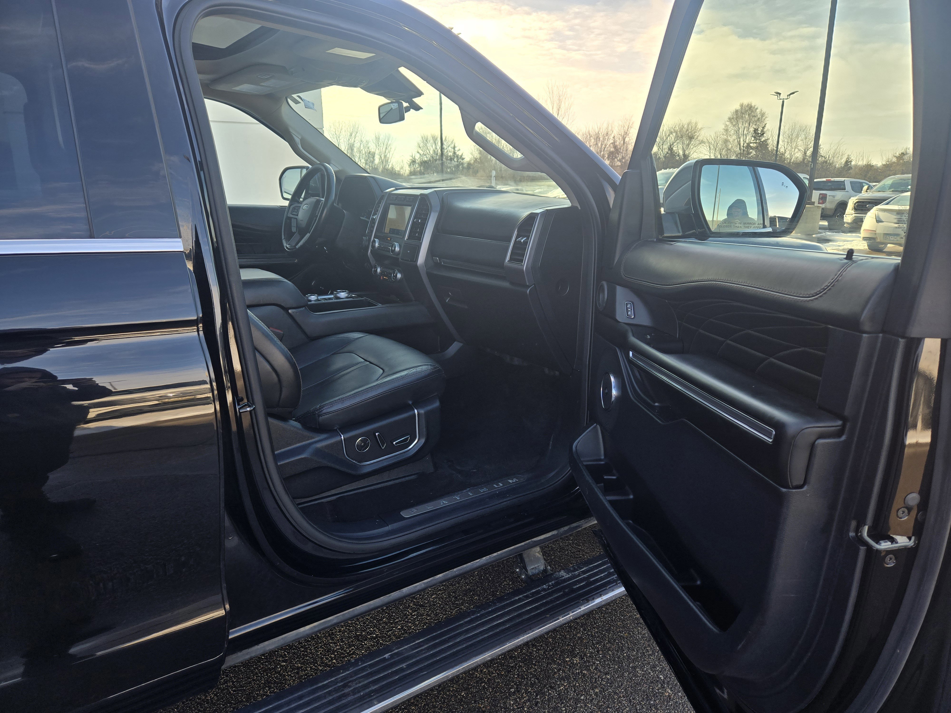 Certified 2021 Ford Expedition Platinum image 19