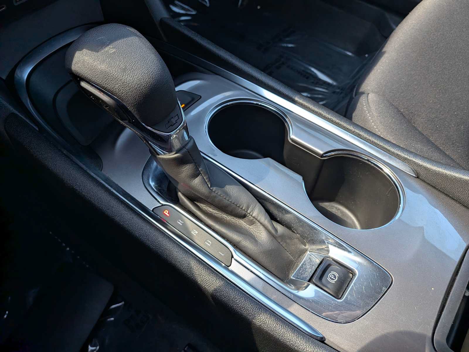 Used 2025 Chevrolet Malibu LT FWD image 25