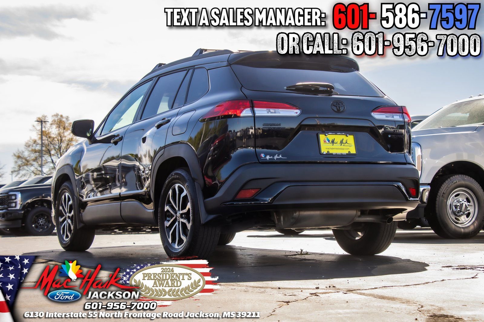 Used 2025 Toyota Corolla Cross AWD Hybrid image 2