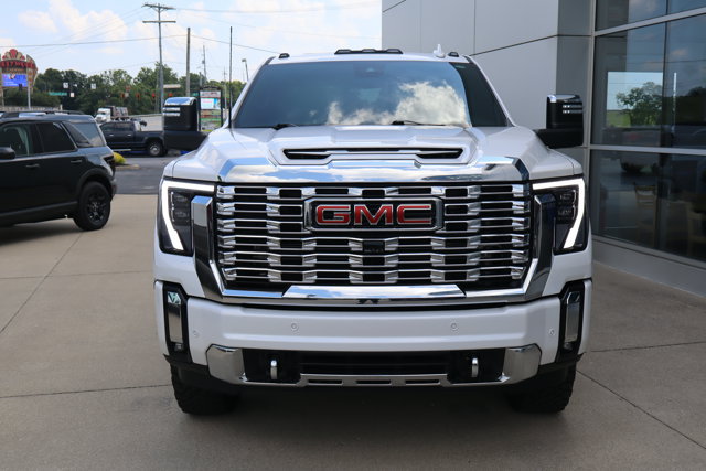 Used 2024 GMC Sierra 2500 Denali w/ Denali Reserve Package AWD/4WD image 6