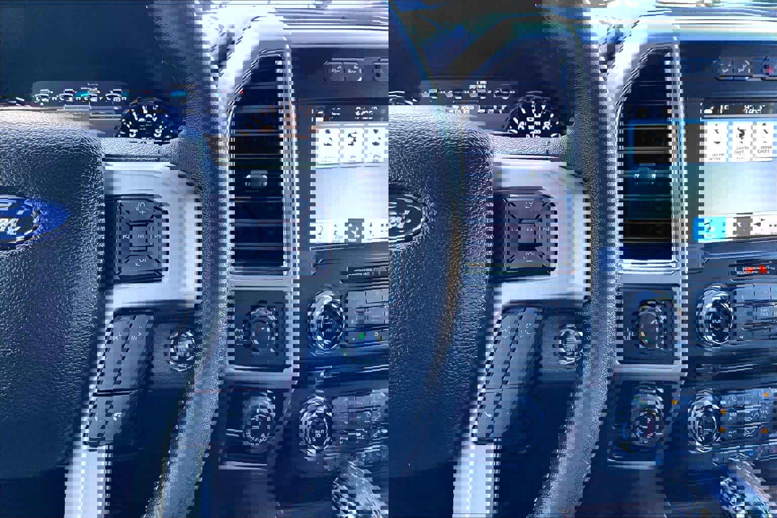 Certified 2017 Ford F150 Lariat image 25