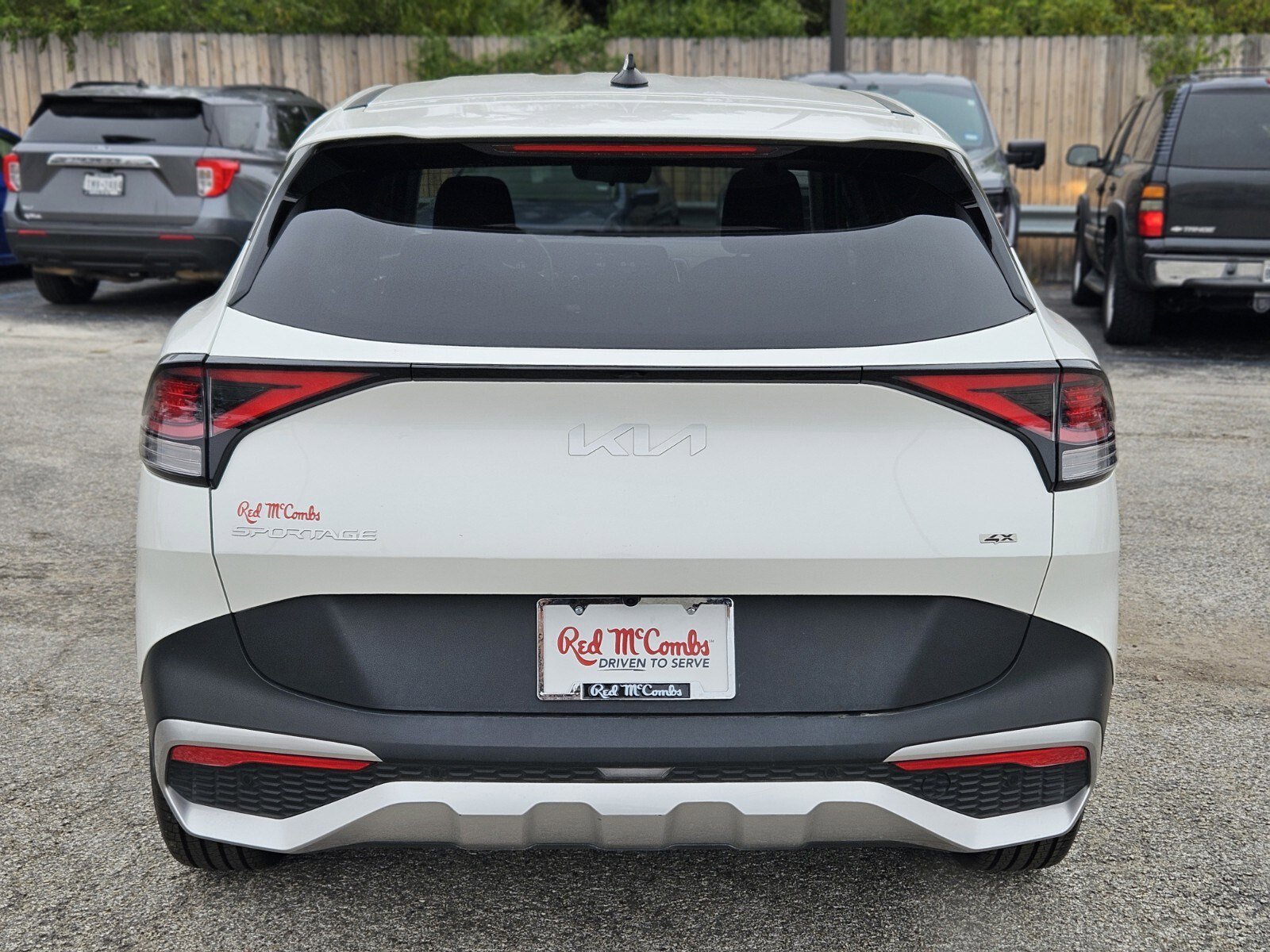 Used 2024 Kia Sportage LX image 5