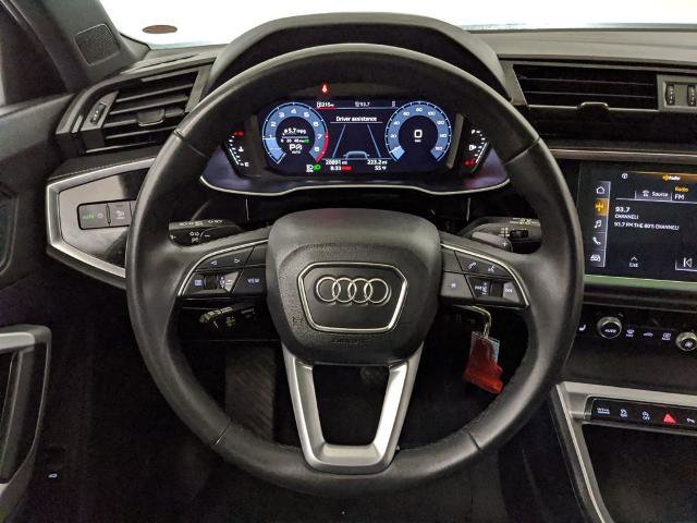 Used 2025 Audi Q3 2.0T Premium image 10