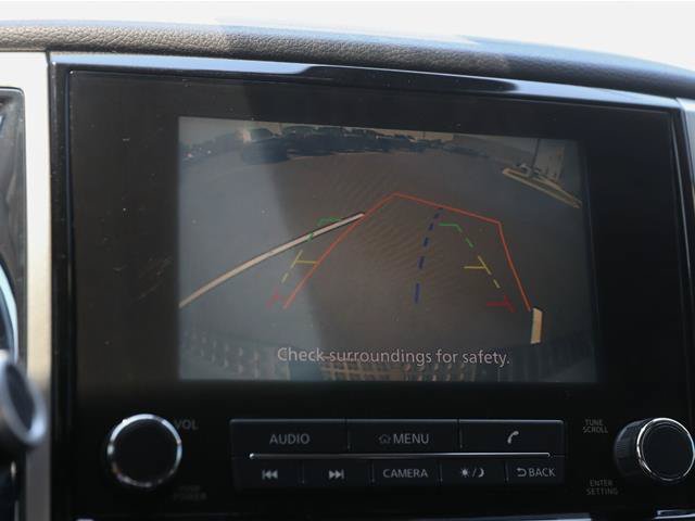 Used 2021 Nissan Titan SV AWD/4WD image 32