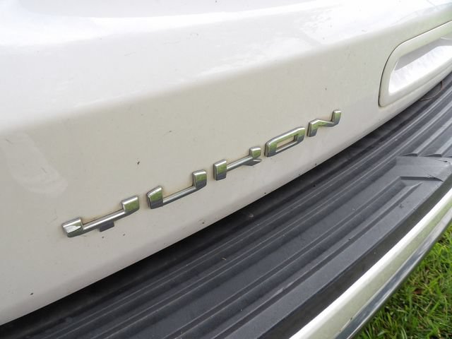 Used 2021 GMC Yukon AT4 w/ AT4 Premium Plus Package AWD/4WD image 17