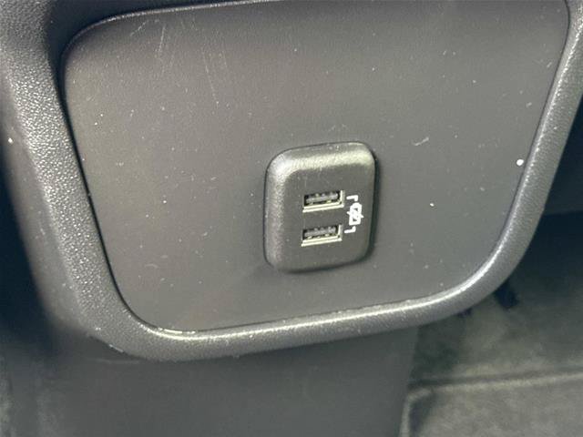Used 2024 GMC Terrain SLE AWD/4WD image 31