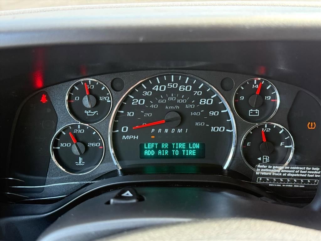 Used 2024 Chevrolet Express 2500 w/ Driver Convenience Package image 19