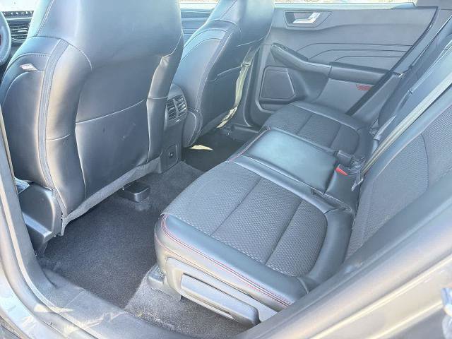 Certified 2024 Ford Escape ST-Line w/ Tech Pack #1 AWD/4WD image 18