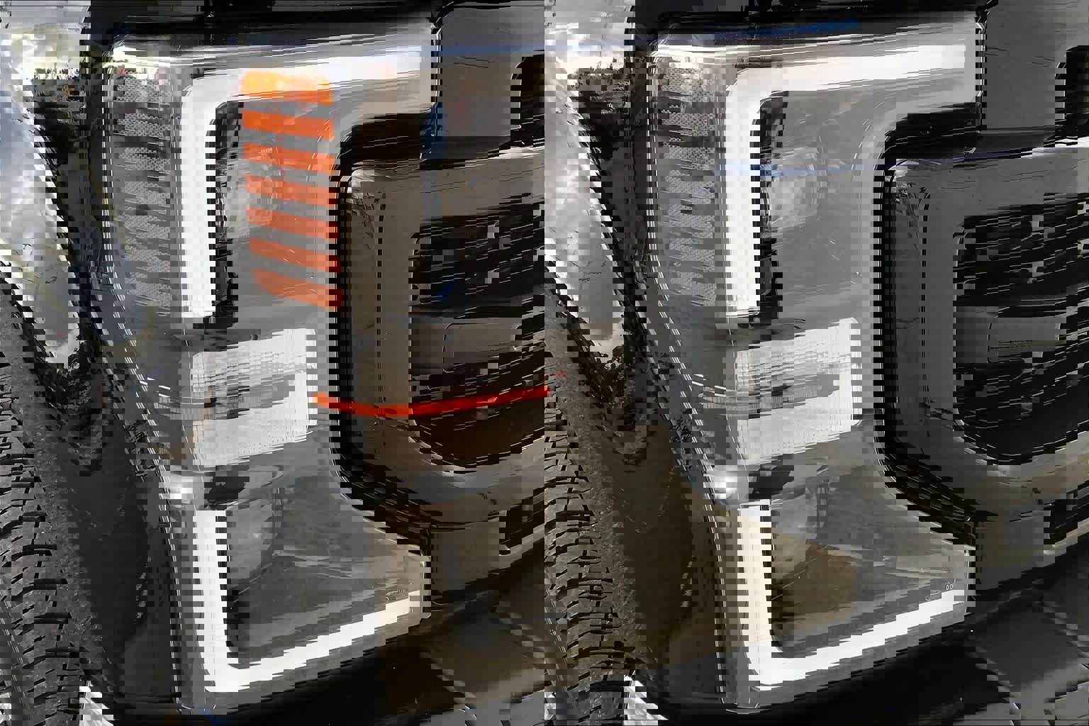 Certified 2022 Ford F350 Lariat w/ Black Appearance Package image 27