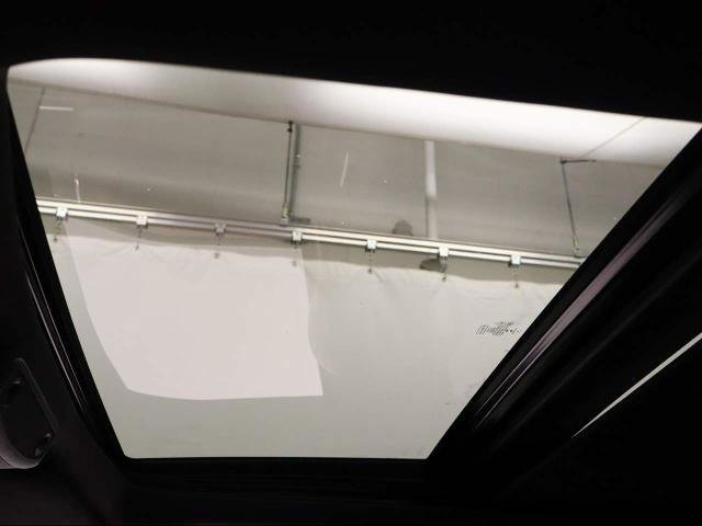 Certified 2019 Ford F150 Platinum w/ Equipment Group 701A Luxury image 33