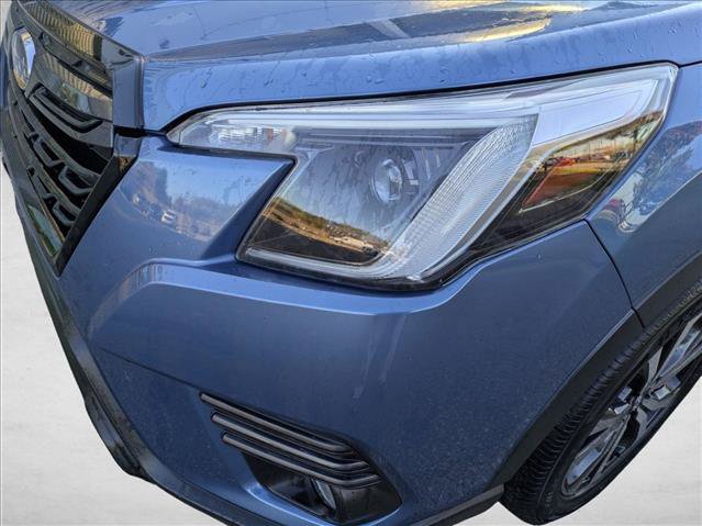 Used 2023 Subaru Forester Limited AWD/4WD image 9