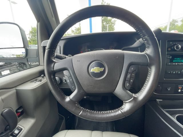 Used 2022 Chevrolet Express 2500 w/ Driver Convenience Package RWD image 17