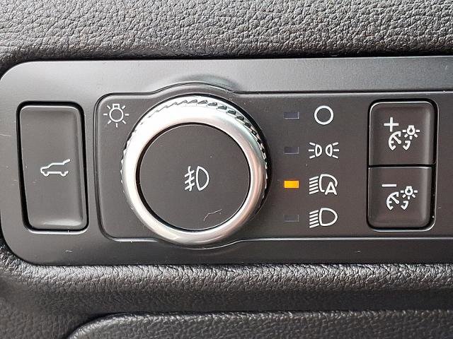 Certified 2020 Ford Explorer XLT w/ Equipment Group 202A image 25