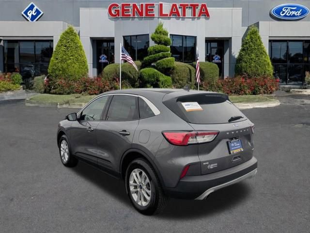 Certified 2022 Ford Escape SE w/ Cold Weather Package AWD/4WD image 5