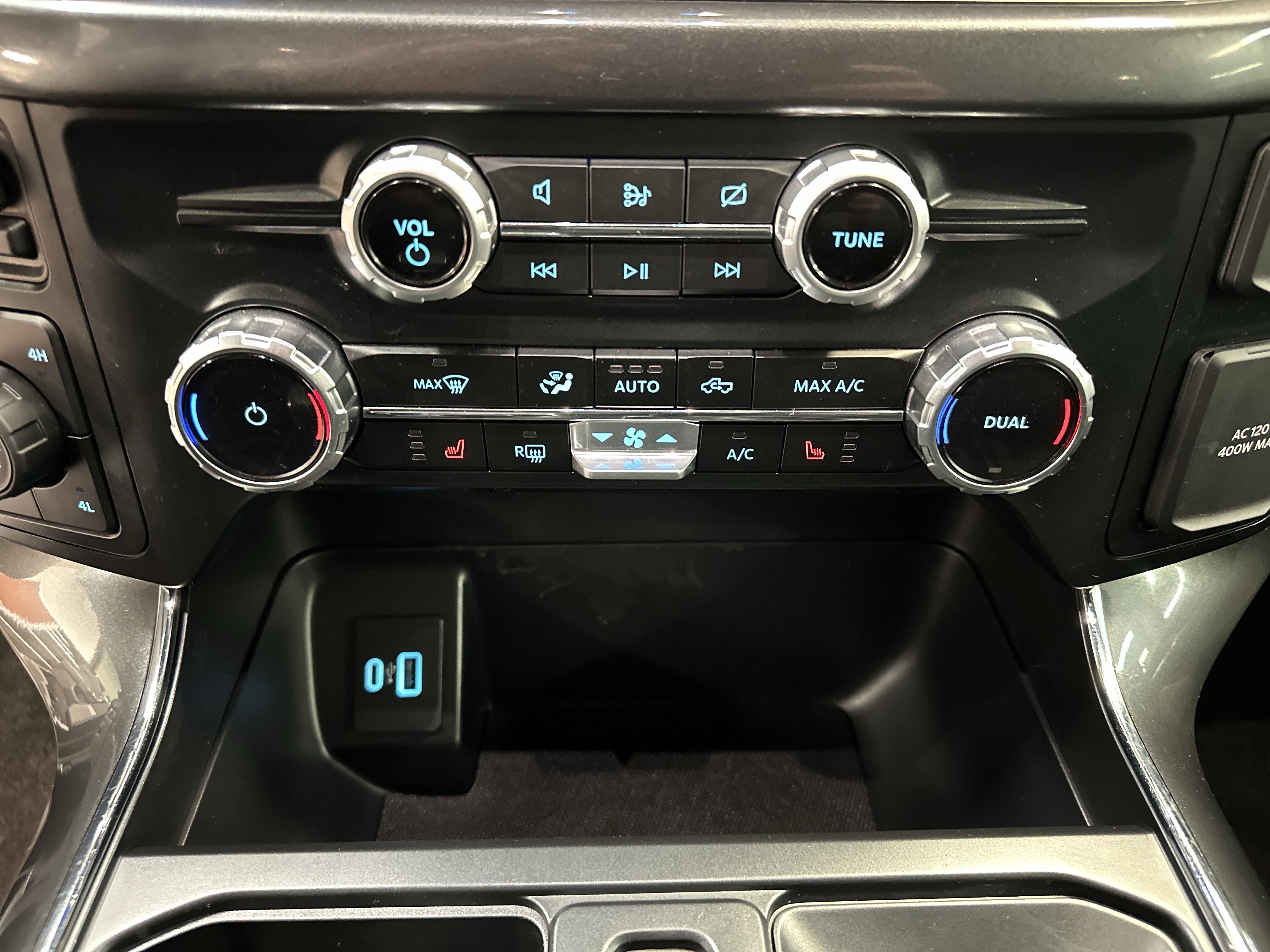 Certified 2023 Ford F150 XLT w/ Equipment Group 302A High image 34