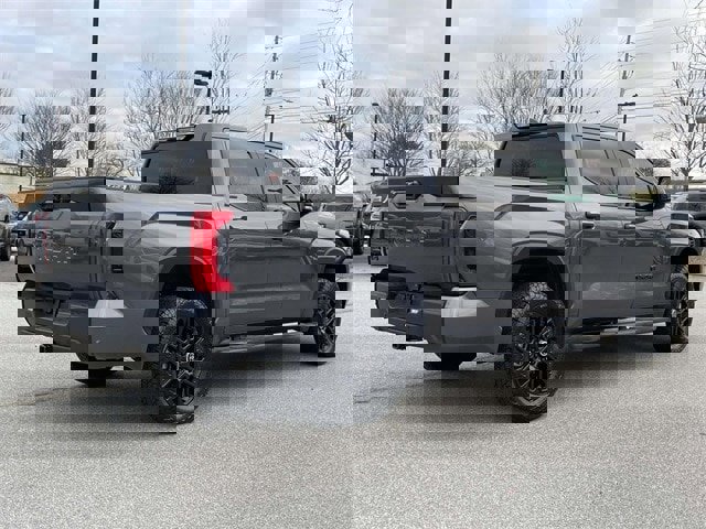 Used 2024 Toyota Tundra Limited image 5