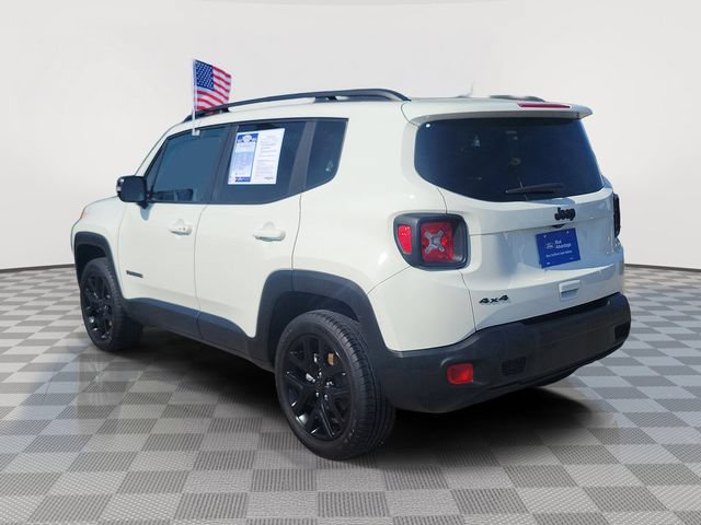 Used 2023 Jeep Renegade Altitude AWD/4WD image 3