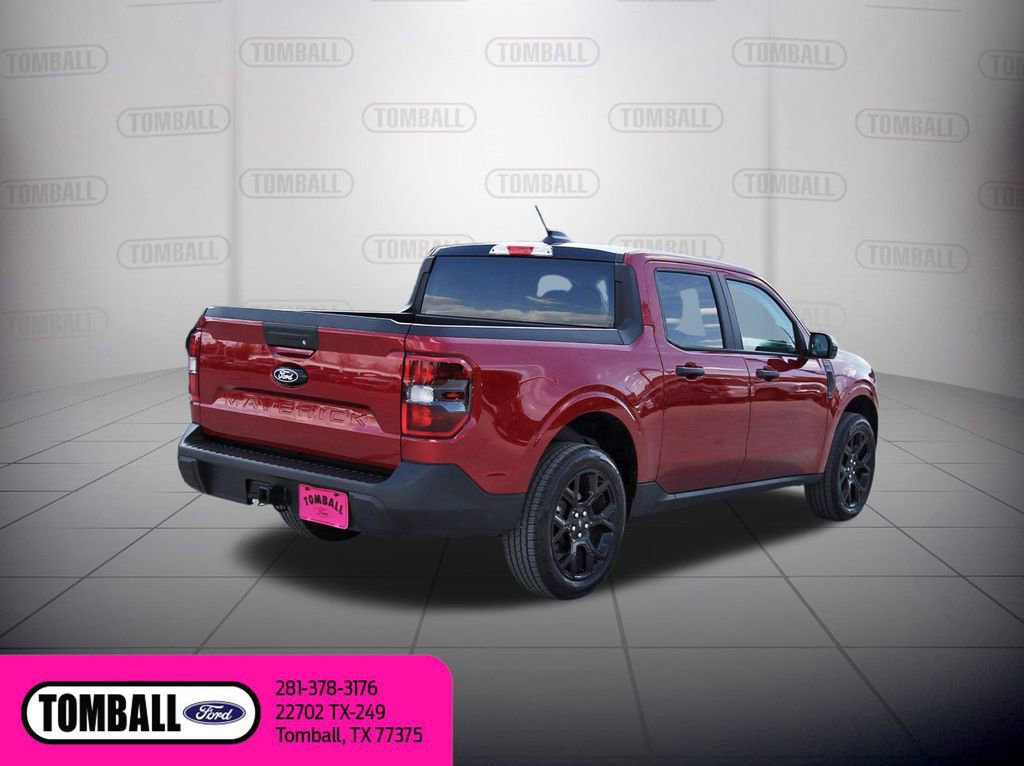 Certified 2025 Ford Maverick XLT w/ Black Appearance Package image 5
