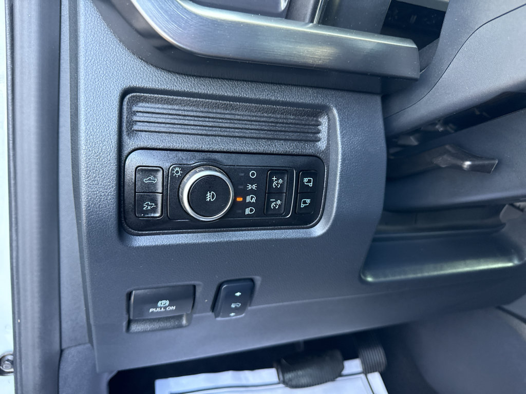 Certified 2025 Ford F350 Lariat w/ Lariat Ultimate Package AWD/4WD image 21