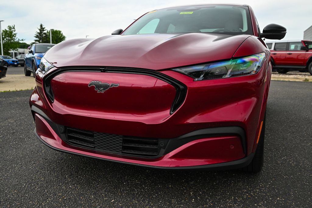 Certified 2025 Ford Mustang Mach-E Premium AWD/4WD image 11
