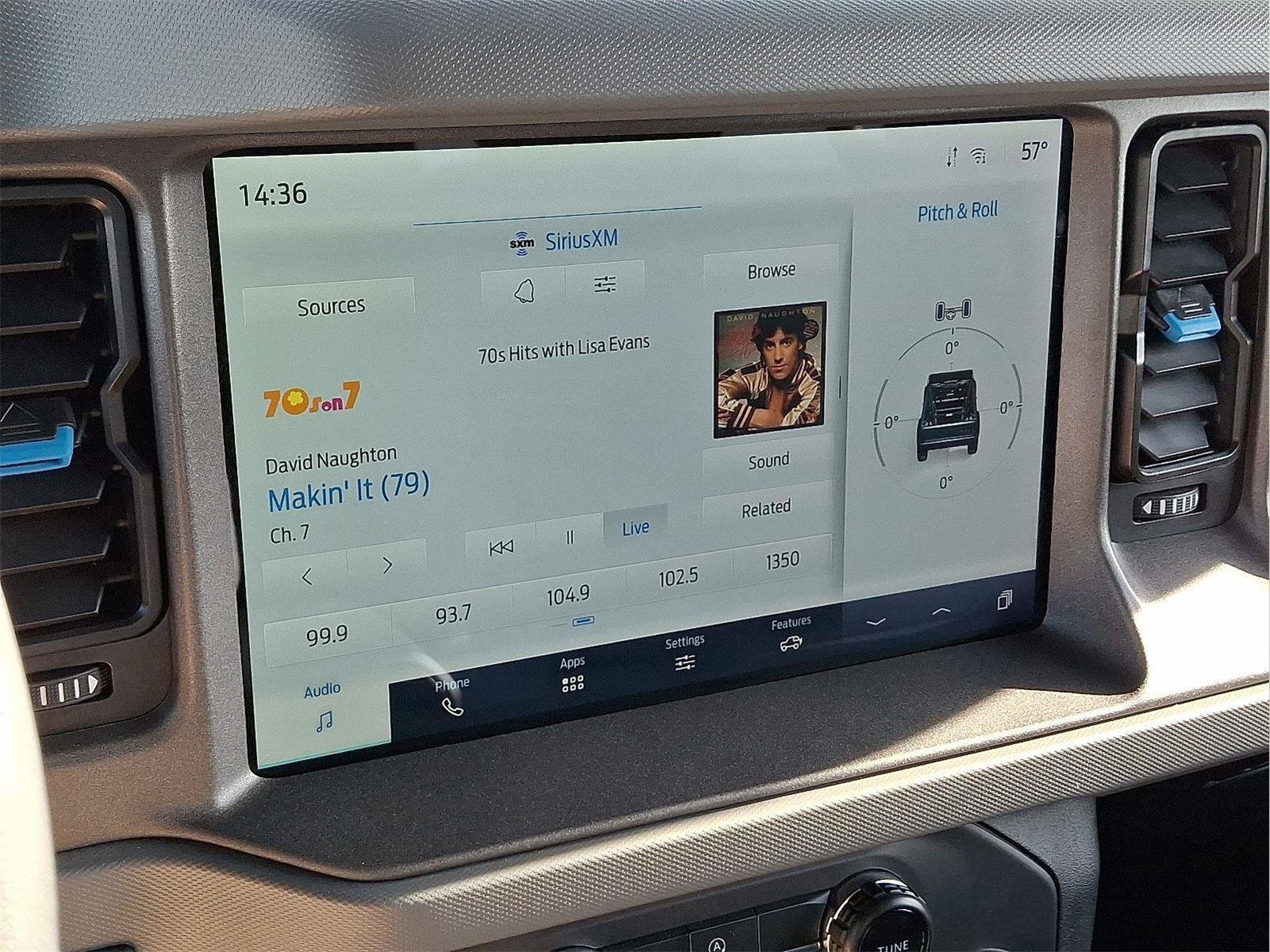 Certified 2024 Ford Bronco Black Diamond image 16