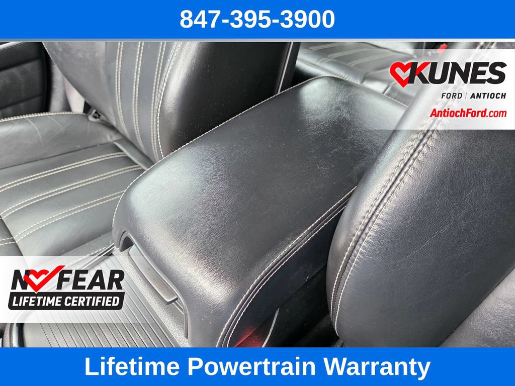 Used 2019 Chrysler 300 S AWD/4WD image 31