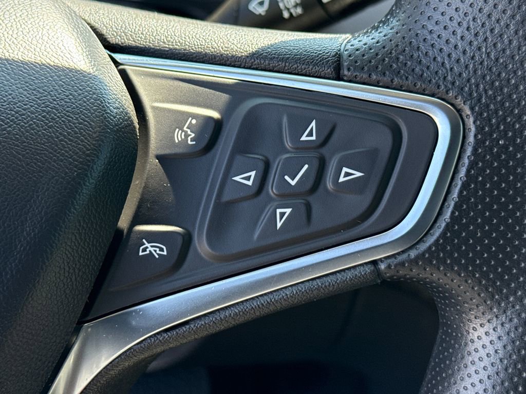 Used 2023 Chevrolet Equinox LS w/ LS Convenience Package image 25