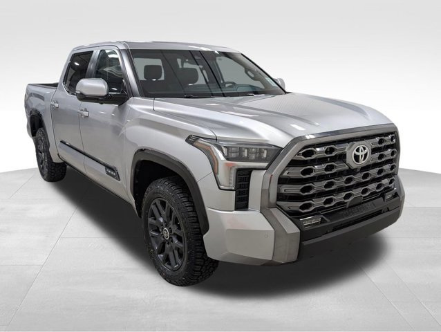 Used 2024 Toyota Tundra Platinum AWD/4WD image 18