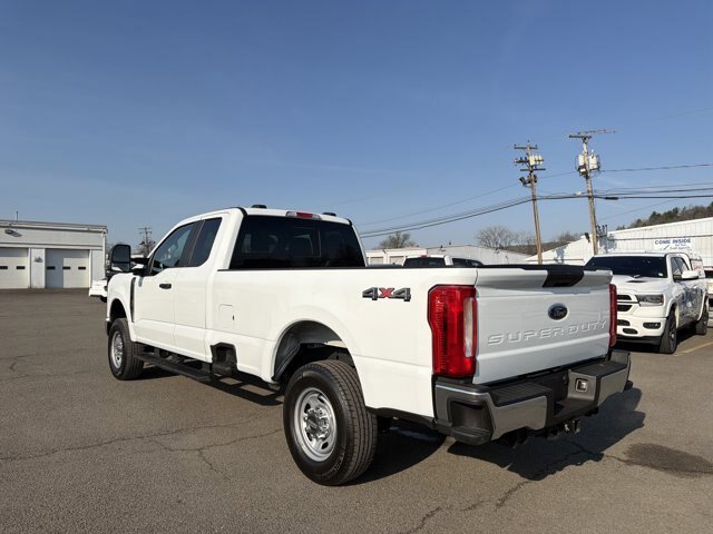 Certified 2025 Ford F250 XL w/ XL Chrome Package AWD/4WD image 7