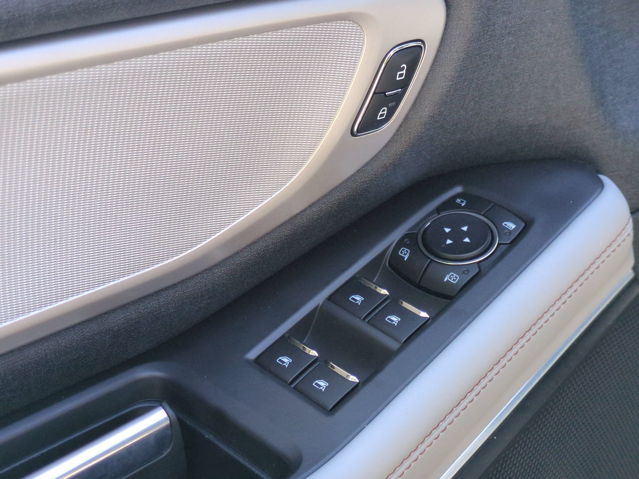 Certified 2025 Ford Expedition Active RWD image 12