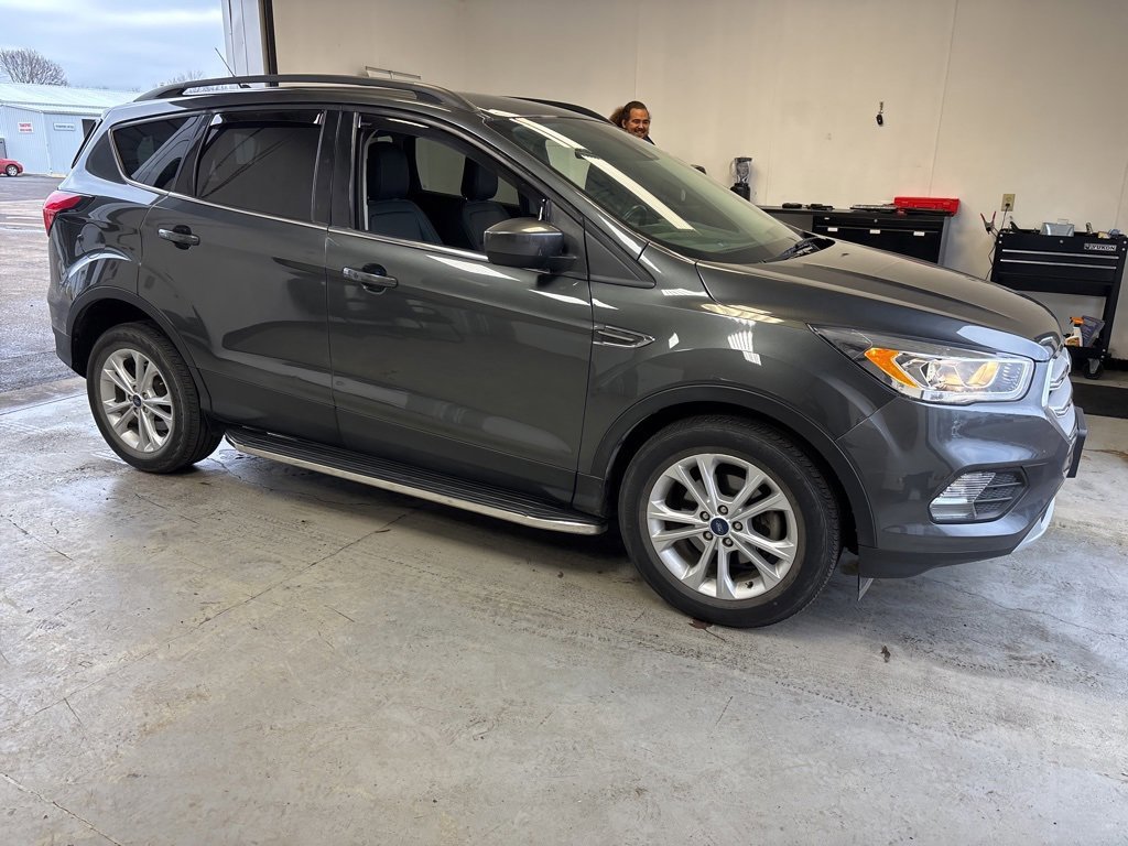Certified 2019 Ford Escape SEL image 4