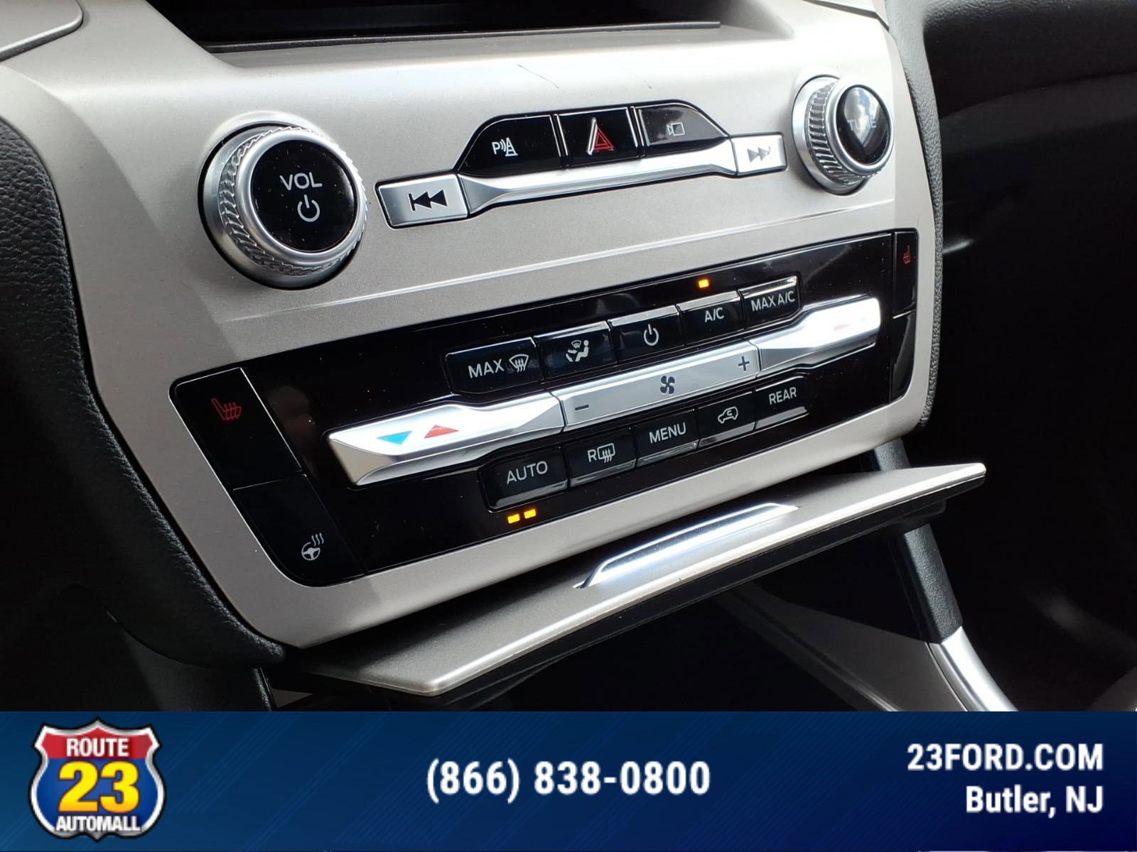 Certified 2023 Ford Explorer XLT w/ Equipment Group 202A AWD/4WD image 19