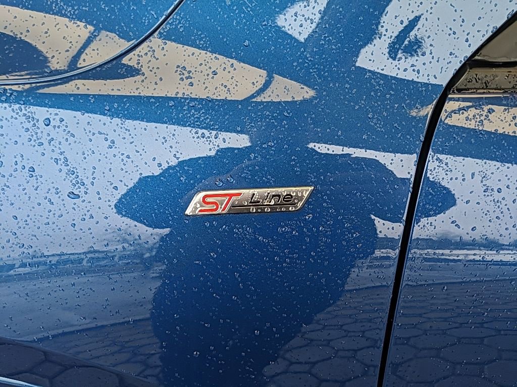 Certified 2023 Ford Escape ST-Line w/ Tech Pack #1 image 11